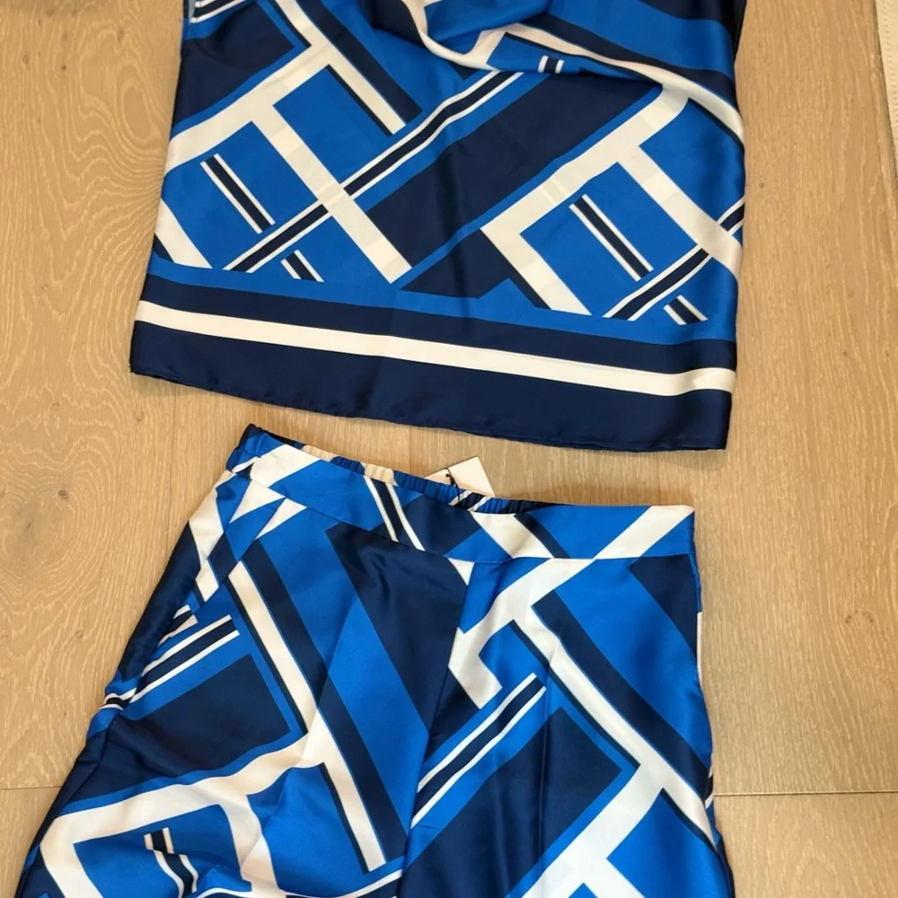 Zara Blue Geometric Women's Pant and top set - Picture 8 of 8